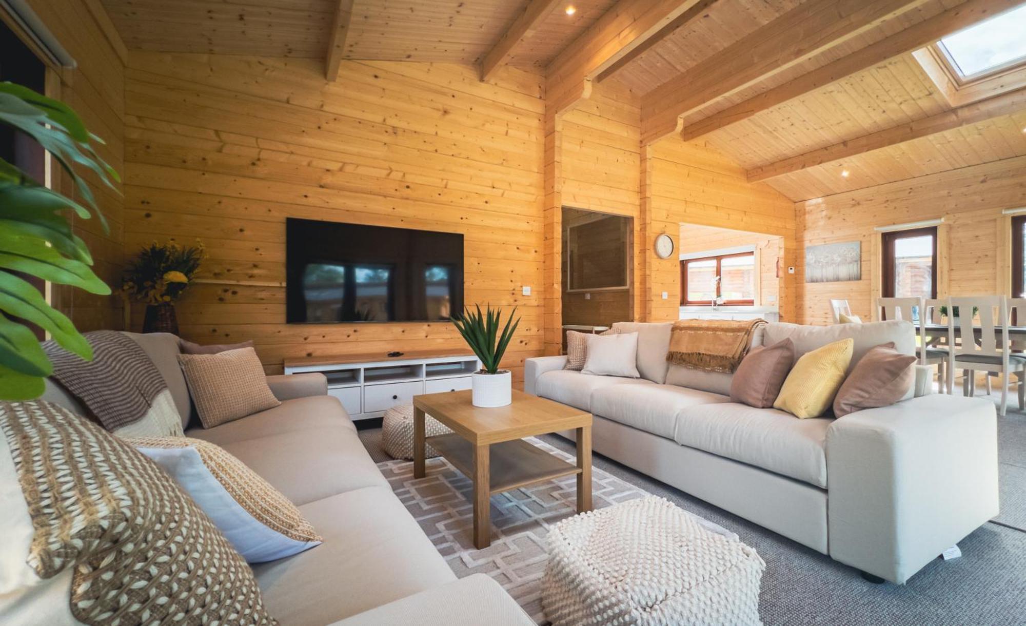 Sundance Lodge, Fantastic New Cabin With Hot Tub - Sleeps 6 - Largest In Felmoor Park Morpeth Exterior photo